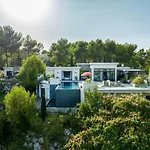 A Prestigious With 2 Swimming Pools And 1 In The South Of France Saint-Gely-du-Fesc