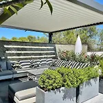 Βίλα A Prestigious With 2 Swimming Pools And 1 In The South Of France