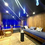 A Prestigious With 2 Swimming Pools And 1 In The South Of France Βίλα *
