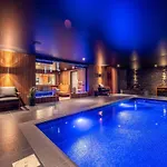A Prestigious With 2 Swimming Pools And 1 In The South Of France Βίλα *