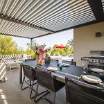 A Prestigious With 2 Swimming Pools And 1 In The South Of France Βίλα *