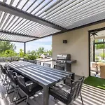 A Prestigious With 2 Swimming Pools And 1 In The South Of France Βίλα