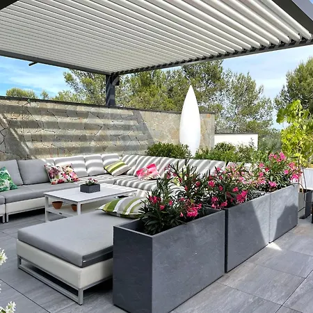 A Prestigious With 2 Swimming Pools And 1 In The South Of France *