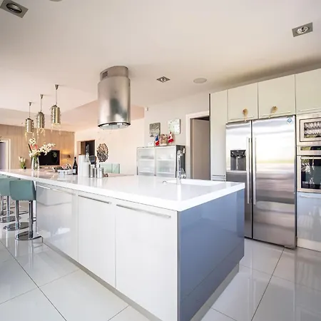 Vila A Prestigious With 2 Swimming Pools And 1 In The South Of France Saint-Gely-du-Fesc