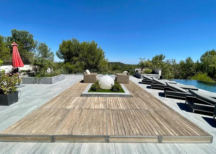A Prestigious With 2 Swimming Pools And 1 In The South Of France Saint-Gely-du-Fesc