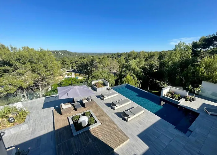 A Prestigious With 2 Swimming Pools And 1 In The South Of France * Saint-Gely-du-Fesc