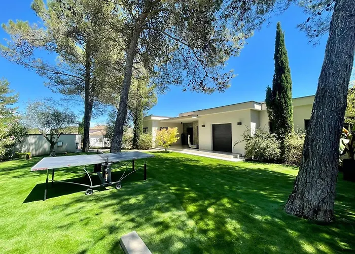A Prestigious With 2 Swimming Pools And 1 In The South Of France Villa