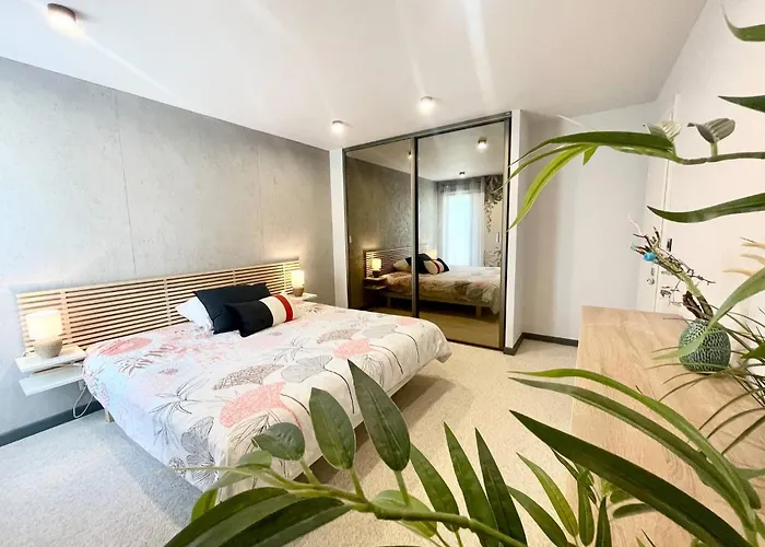 A Prestigious With 2 Swimming Pools And 1 In The South Of France *