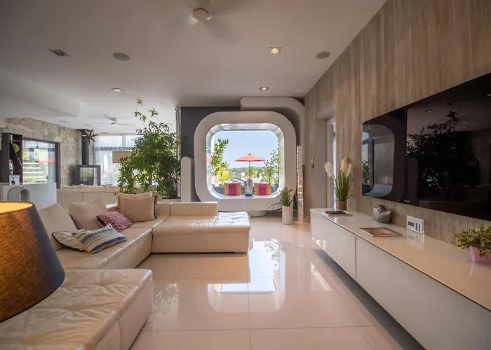 A Prestigious With 2 Swimming Pools And 1 In The South Of France *