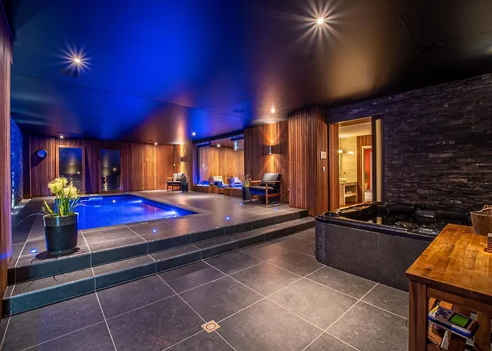 A Prestigious With 2 Swimming Pools And 1 In The South Of France Saint-Gely-du-Fesc