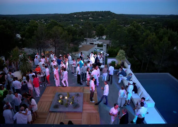 A Prestigious With 2 Swimming Pools And 1 In The South Of France Villa