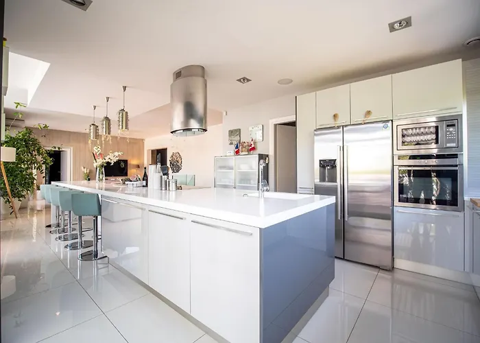 Villa A Prestigious With 2 Swimming Pools And 1 In The South Of France Saint-Gely-du-Fesc
