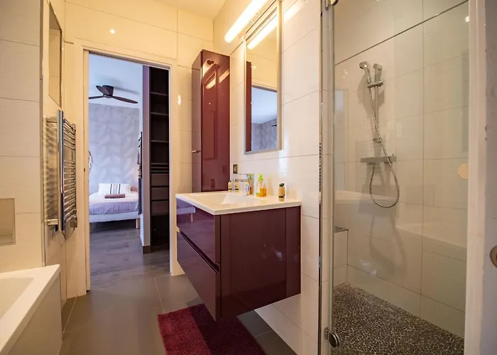 A Prestigious With 2 Swimming Pools And 1 In The South Of France * Saint-Gely-du-Fesc