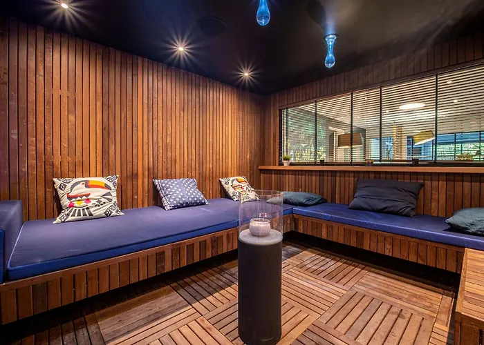 Villa A Prestigious With 2 Swimming Pools And 1 In The South Of France